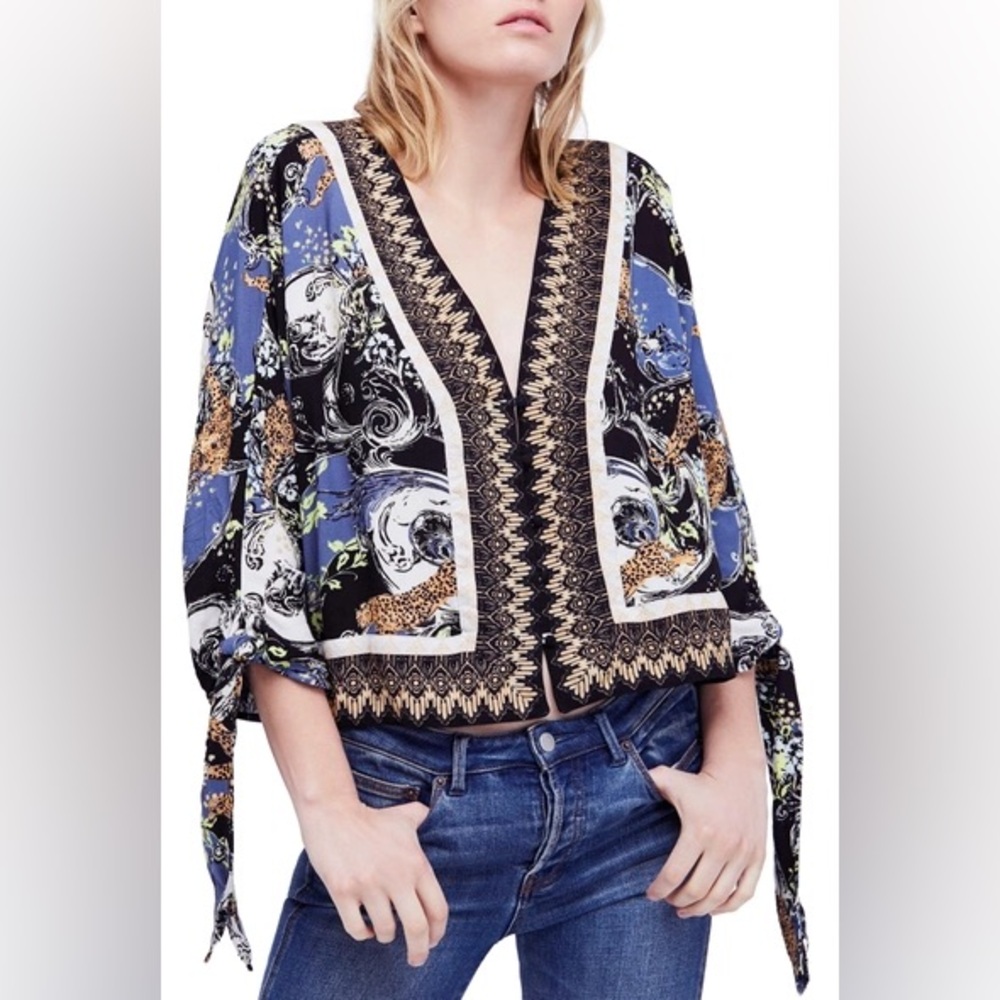 NWOT Free People Catch Me If You Can Geometric Floral Top Women’s Size Small
